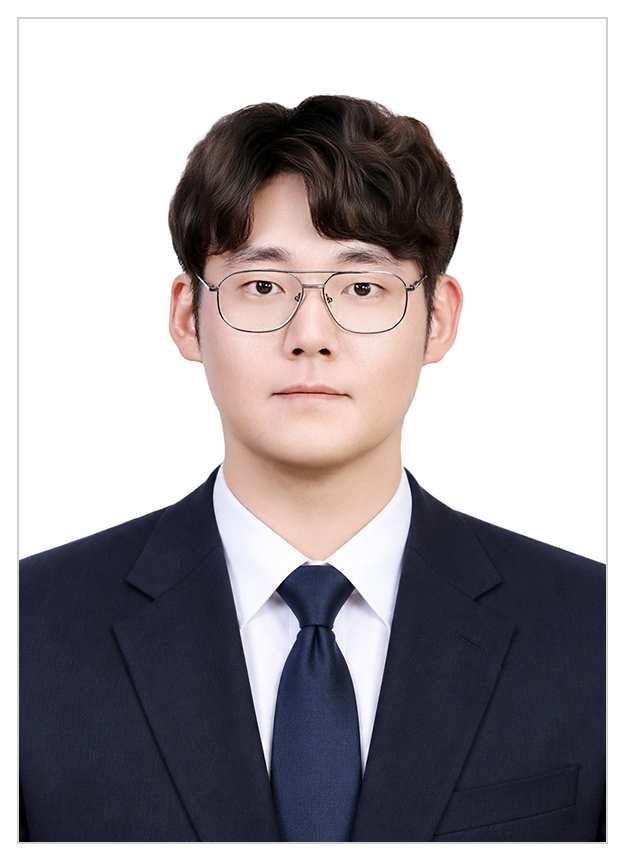 박성현 증명사진